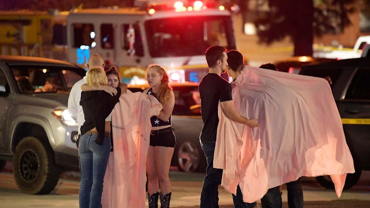 Emergencias atienden a los heridos-MARK.J TERRILL