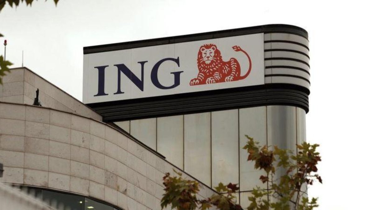 Sede central del banco ING, en Madrid.-DAVID CASTRO