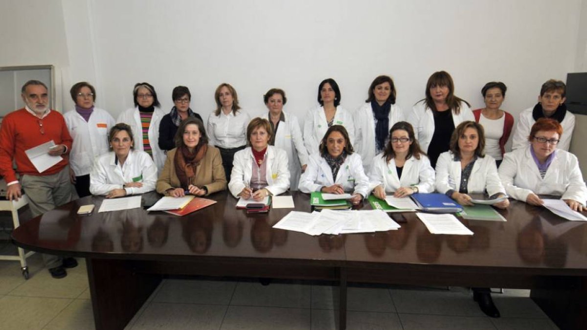 Reunión de la Junta de Personal del hospital, ayer.-VALENTÍN GUISANDE