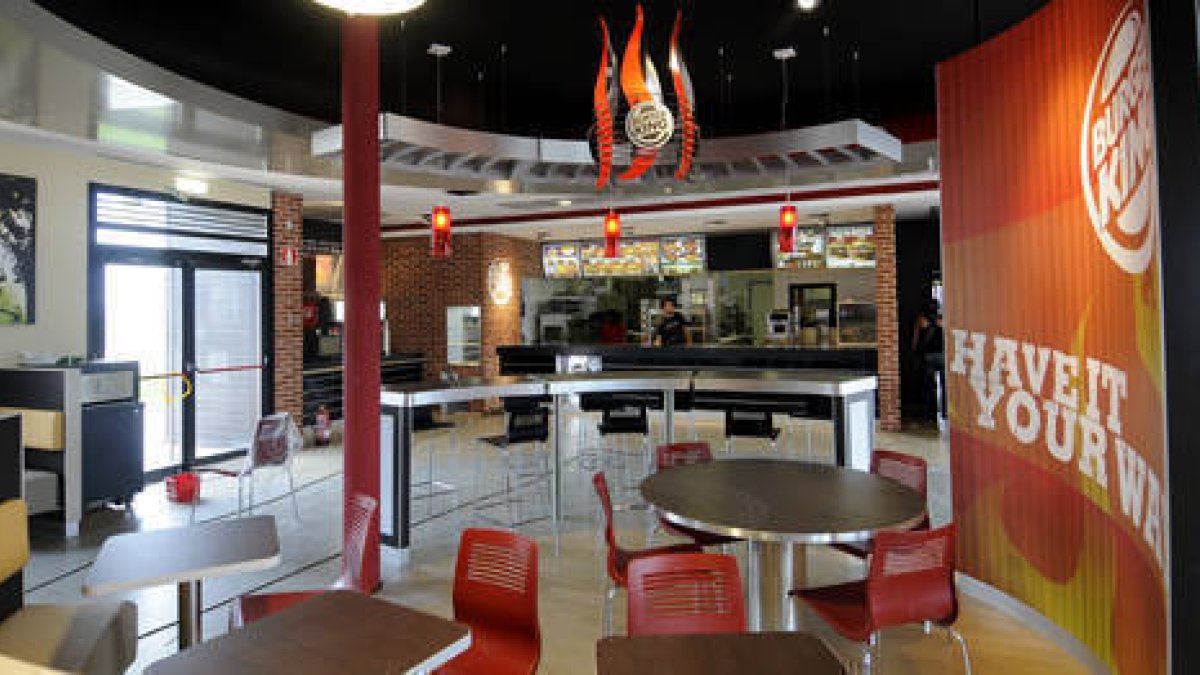 Imagen actual del restaurante soriano por dentro antes de la inauguración. / ÚRSULA SIERRA-