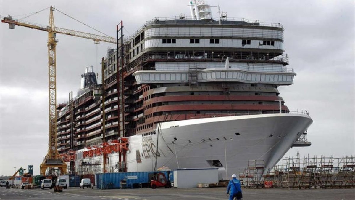 Un buque de los astilleros de Saint Nazaire-EL PERIÓDICO