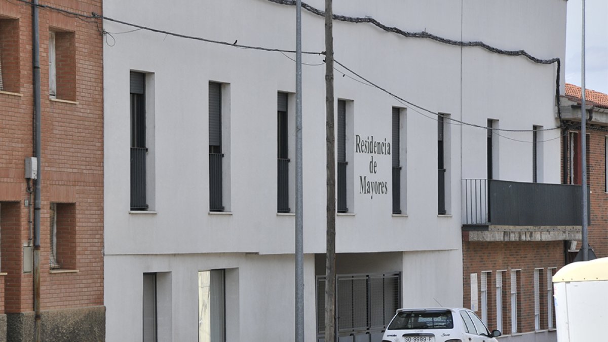 La residencia de Matamala es municipal y se rige por un patronato.-V. GUISANDE