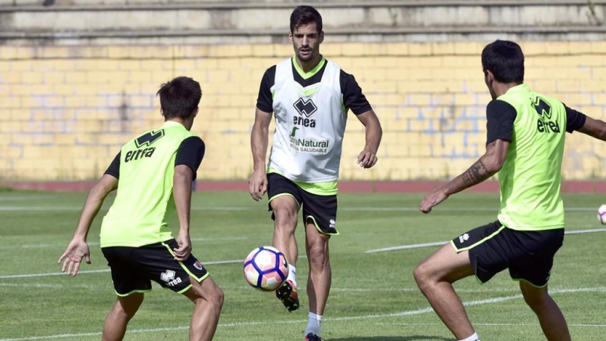 Pedro Orfila durante un entrenamiento.-VALENTÍN GUISANDE