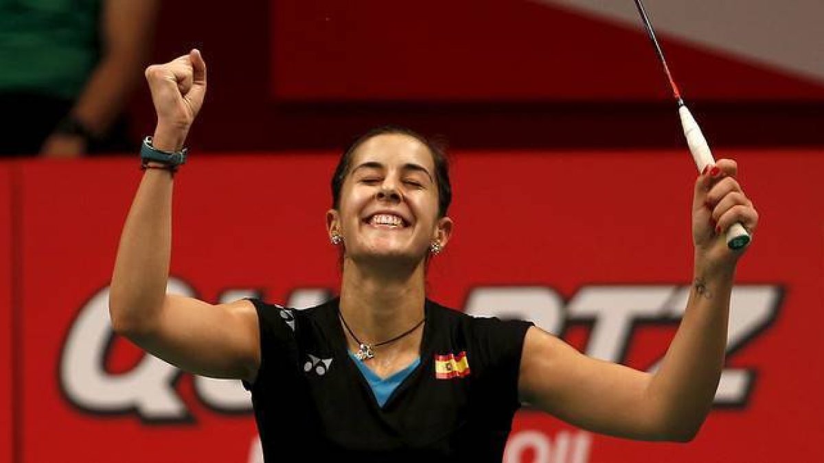 Carolina Marín, feliz tras imponerse a Ji Hyun Sung y pasar a la final del Mundial en Yakarta.-REUTERS