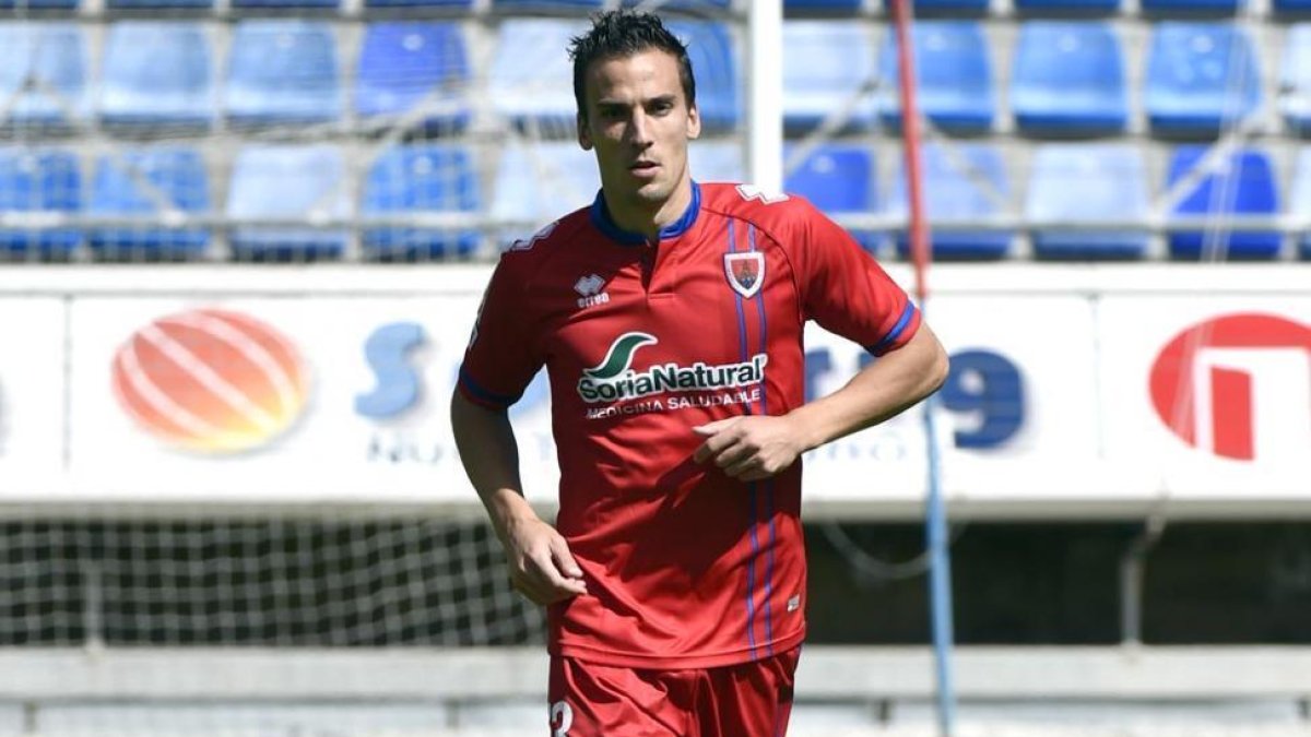Óscar Díaz pagaba la cláusula y ya es jugador del Mallorca.-Valentín Guisande