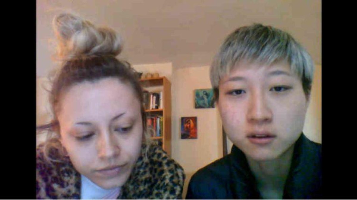 Etta Ng, la hija de Jackie Chan, y su novia, la instagramer Andi Autumn.-EL PERIÓDICO (YOUTUBE)