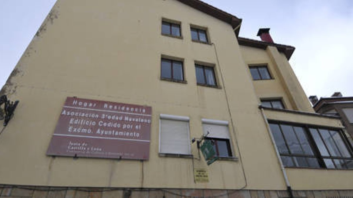 Exterior actual de la residencia de Navaleno. / VALENTÍN GUISANDE-