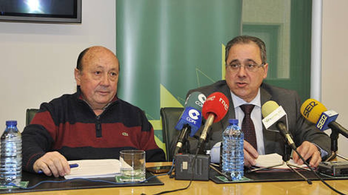 Estela Navascués ha sido elegida Premio Provincial del Deporte 2013. / VALENTÍN GUISANDE-