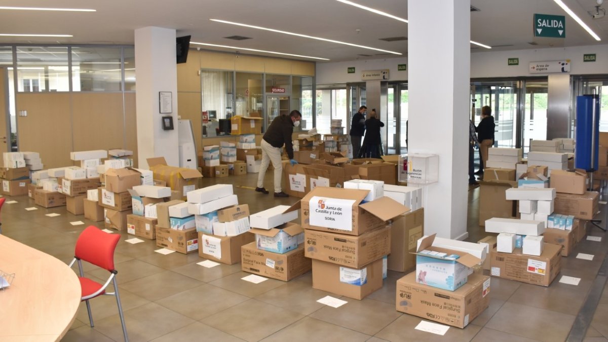 Material para hacer frente al Covid 19.-HDS