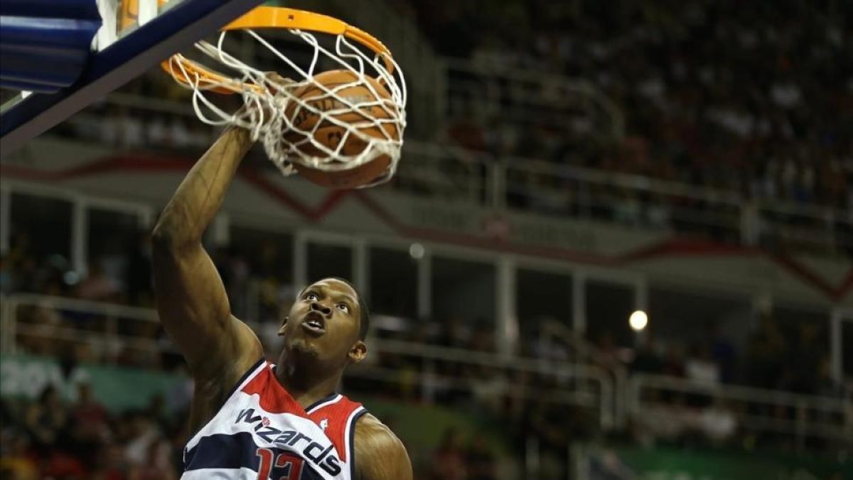 Kevin Seraphin, en acción, con la camiseta de Washington-MARCELO SAYO / EFE