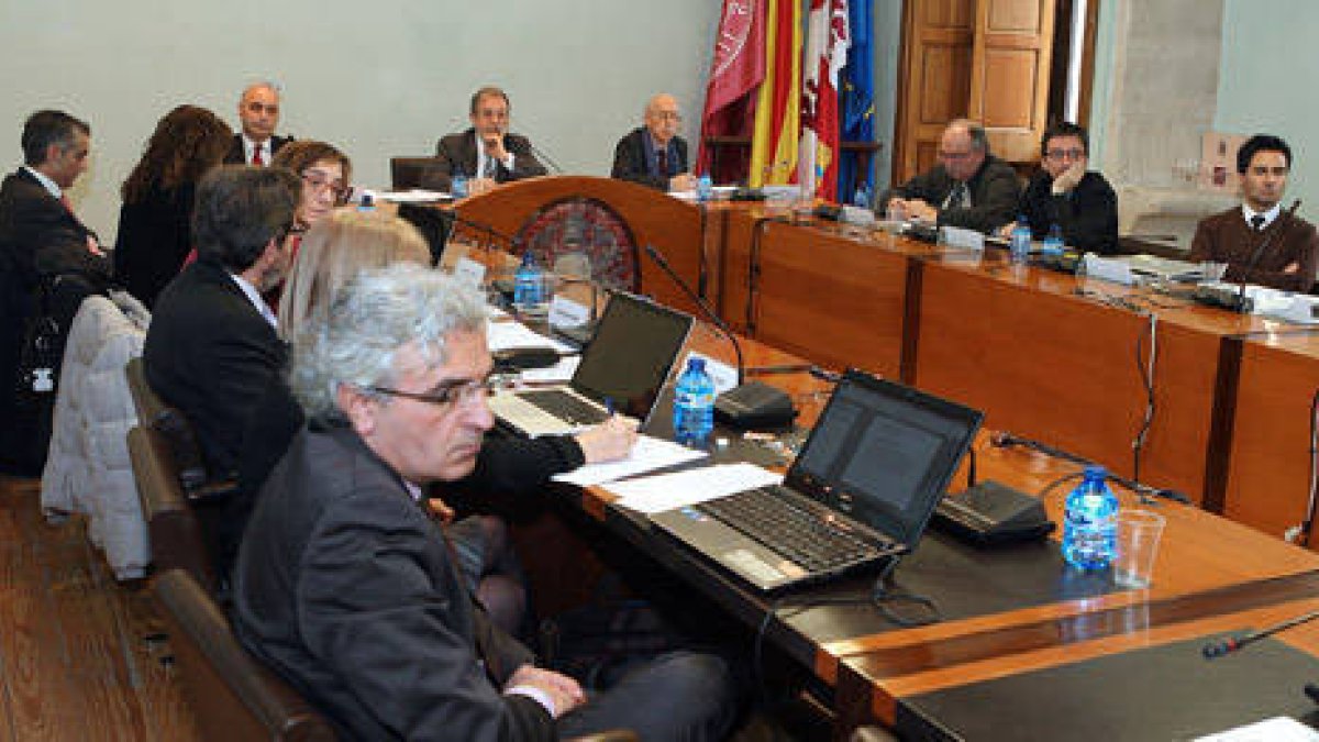 Miembros del Consejo de Gobierno de la Uva. / Universidad-