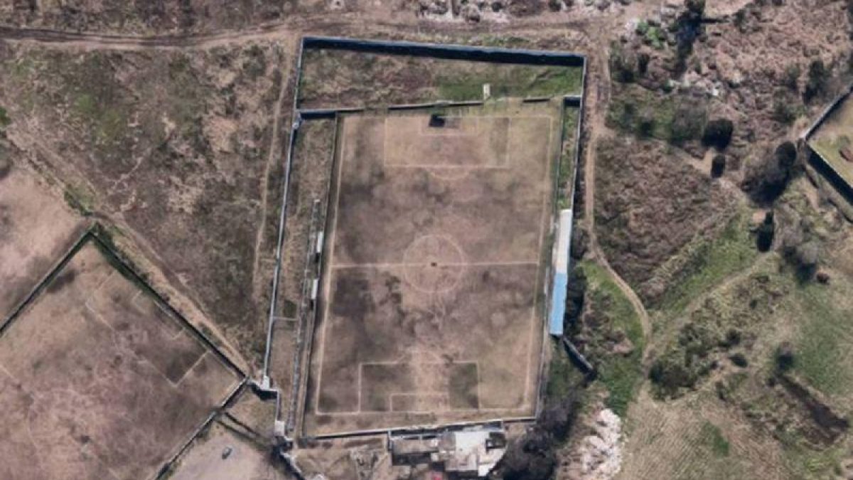 El 'trapecio' de juego del Deportivo Liniers-GOOGLE MAPS