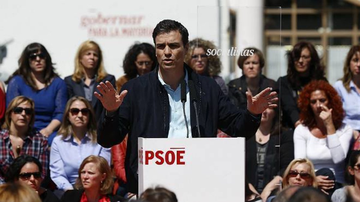 Pedro Sánchez exige a Rajoy que haga pública 