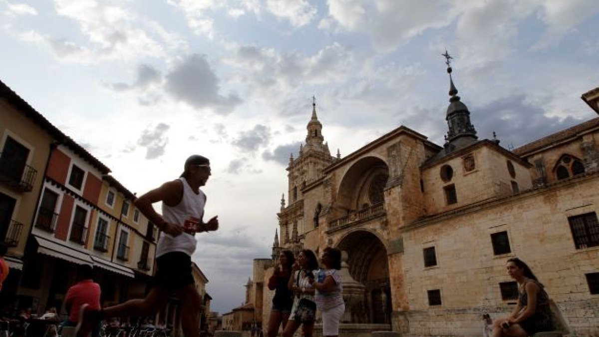 La media maratón burgense tiene nueva fecha a partir del próximo año. HDS