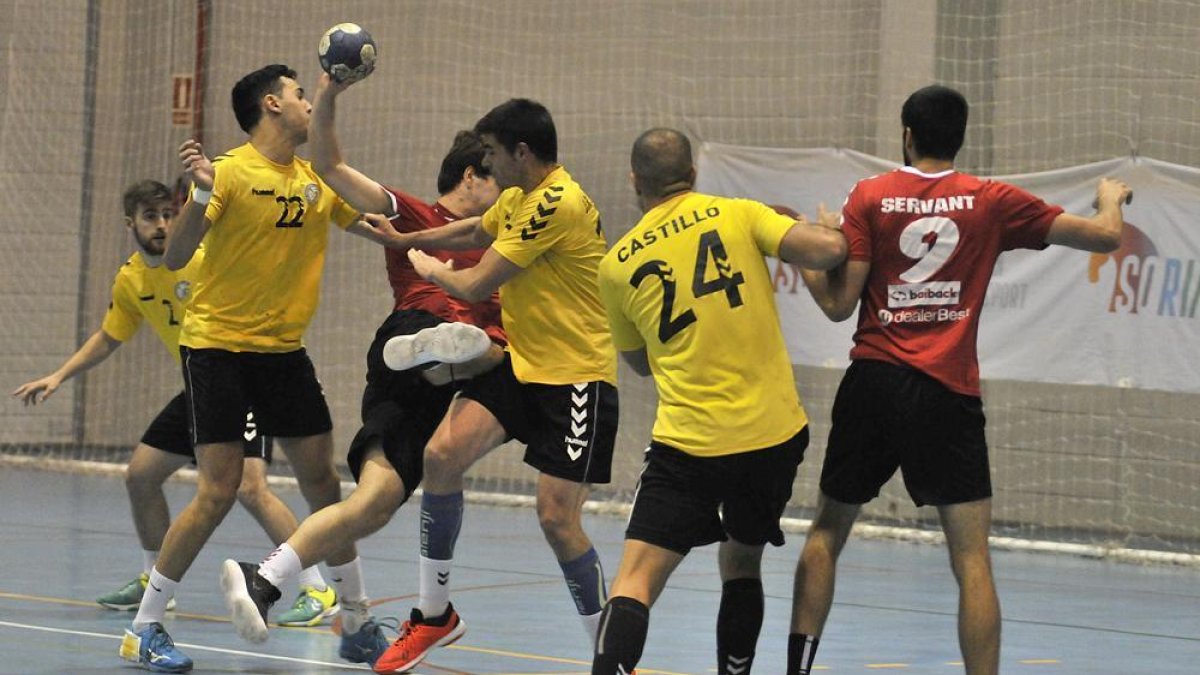 El equipo amarillo sumó en Valladolid una nueva victoria, sexta de la temporada.-VALENTÍN GUISANDE