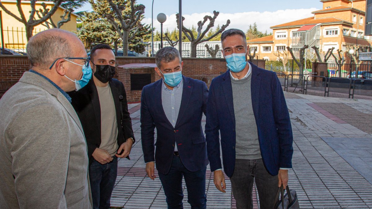 Felipe Sicilia a su llegada a Soria - MARIO TEJEDOR