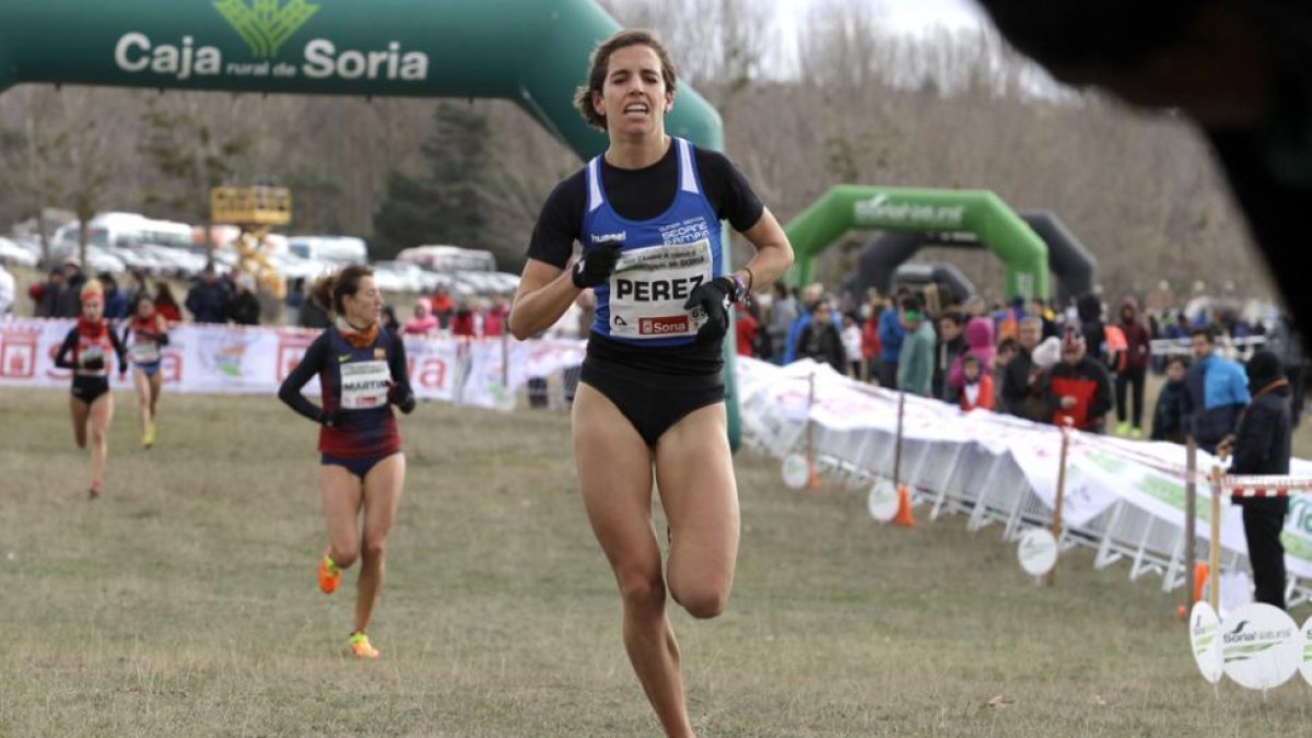 Marta Pérez durante el pasado Campo a Través de Soria.-DIEGO MAYOR