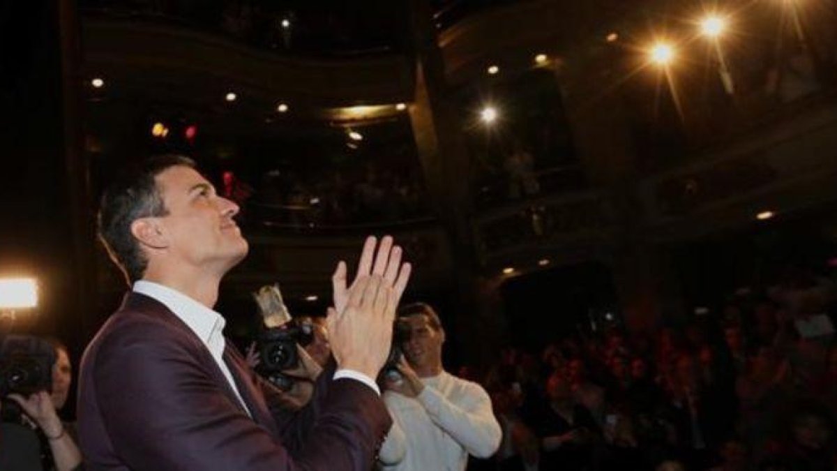 Pedro Sánchez presenta su proyecto para el PSOE en el Círculo de Bellas Artes de Madrid.-JUAN MANUEL PRATS