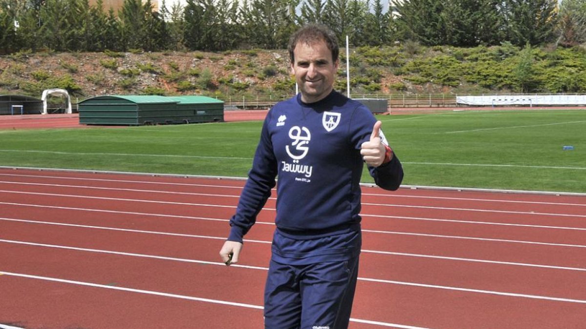 Arrasate en una de sus tres temporadas como entrenador del Numancia. HDS