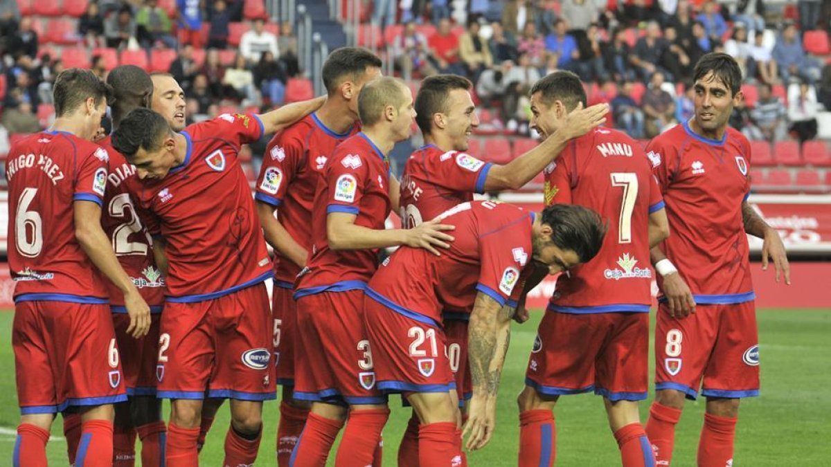 El Numancia se mantiene intratable en Los Pajaritos con cuatro triunfos en cuatro partidos jugados.-Valentín Guisande