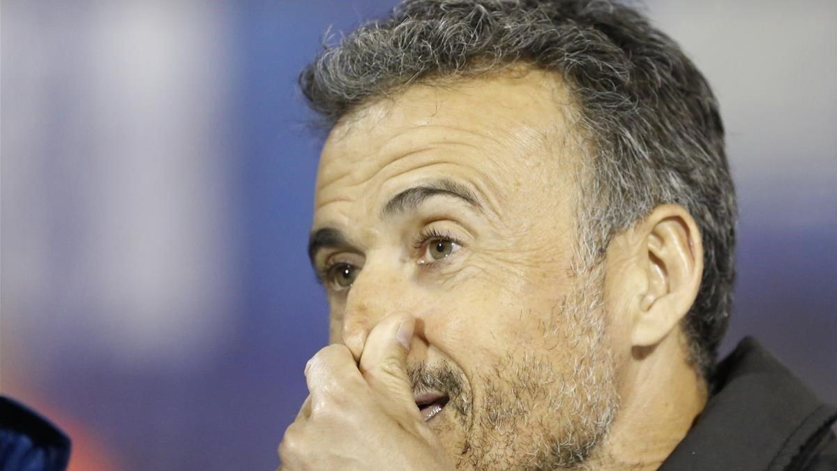 Luis Enrique, en sala de prensa-DARKO BANDIC (AP)