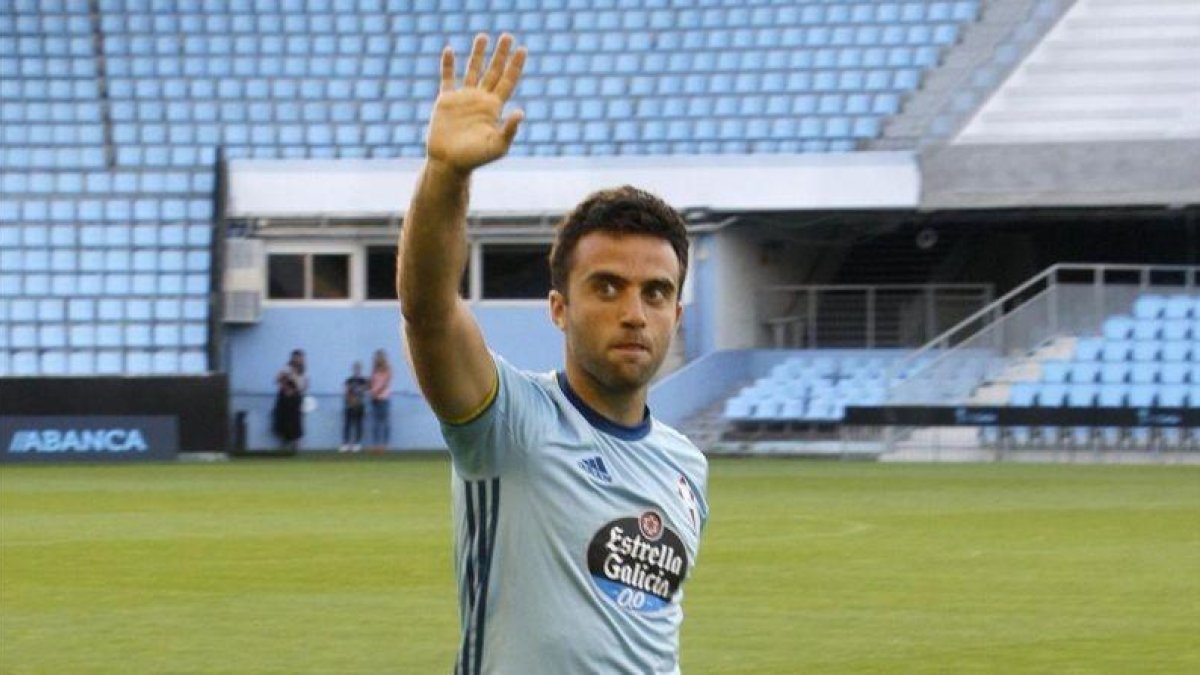 Giuseppe Rossi, durante su presentación como jugador del Celta, en agosto pasado.-EFE / SALVADOR SAS