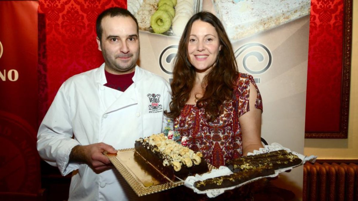 El producto marida chocolate y cortezas crujientes.-Álvaro Martínez