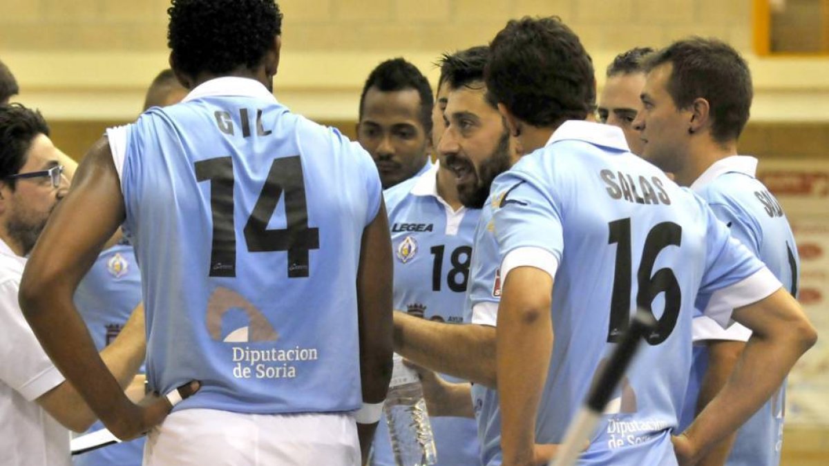 Alfonso Flores espera la mejor versión de su equipo ante Teruel.-Diego Mayor