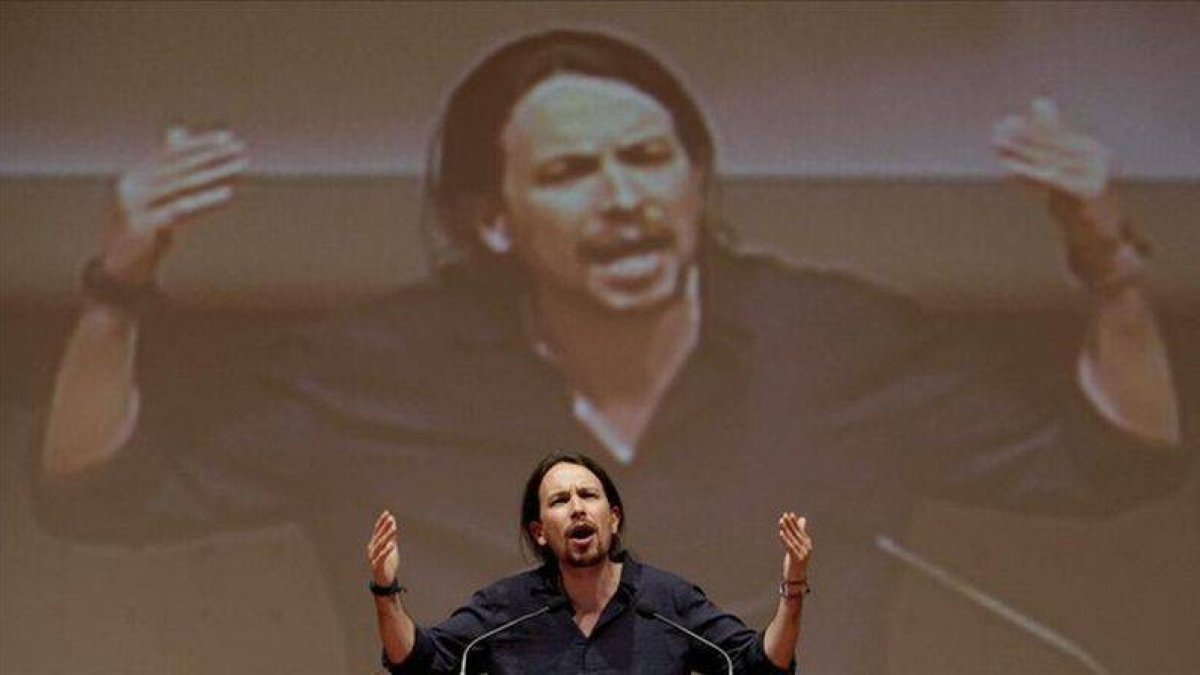 El líder de Podemos, Pablo Iglesias, en un mitin en A Coruña.-Foto: EFE / CABALAR
