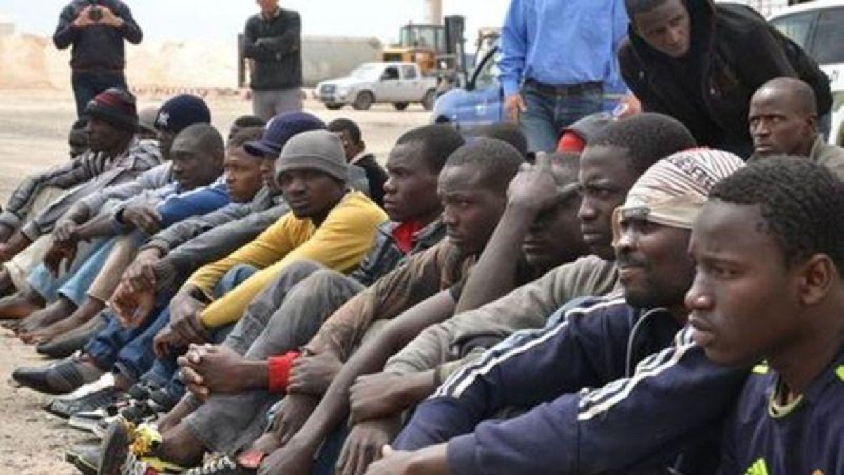 Inmigrantes africanos en la frontera de México con los Estados Unidos.-ANSA
