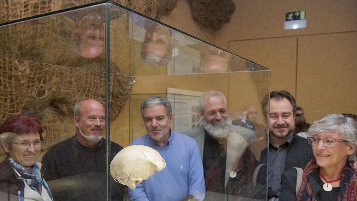 El equipo principal que trabajaba en la Sima de los Huesos cuando se descubrió el cráneo 4 ‘Agamedón’-I.L.MURILLO