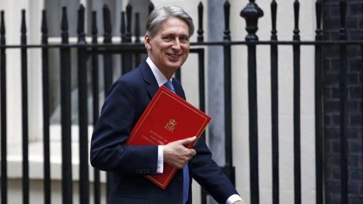 Philip Hammond.-PETER NICHOLLS