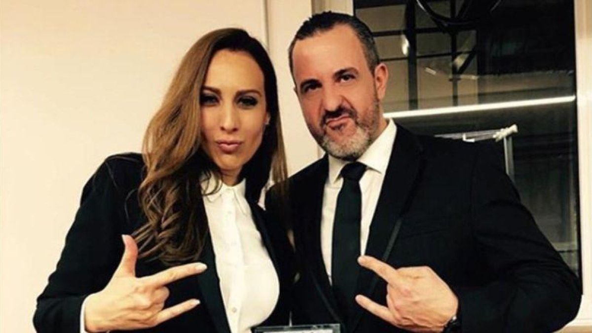 Monica Naranjo y su expareja Óscar Tarruella en una imagen de archivo.-