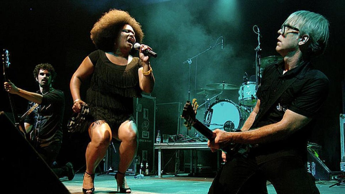 The Bellrays, encanragados del fin de fiesta, durante una actuación.-D. S.