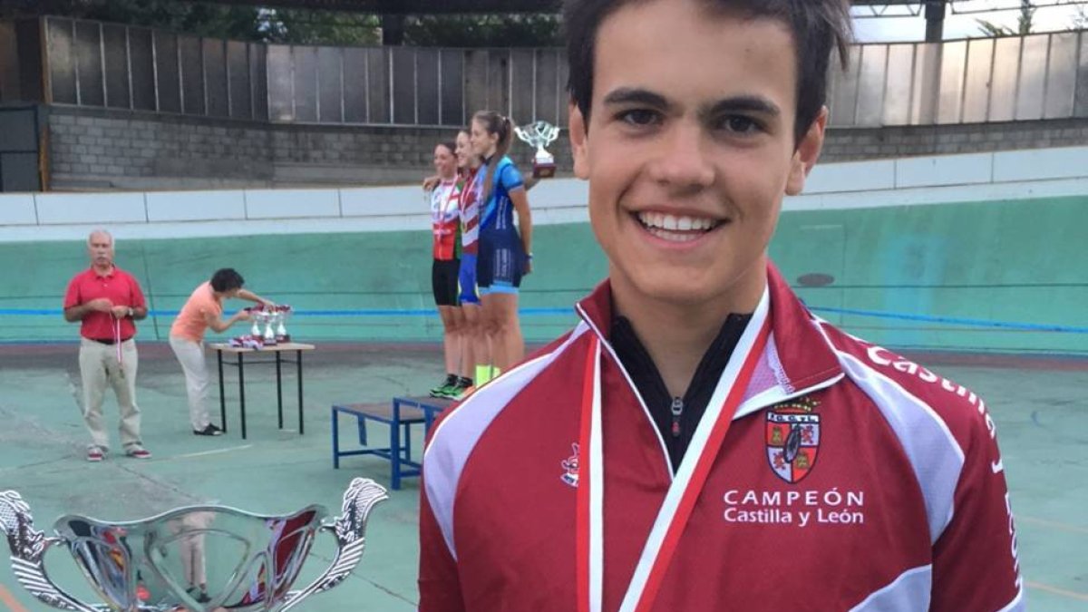 El joven ciclista soriano Mateo González.-