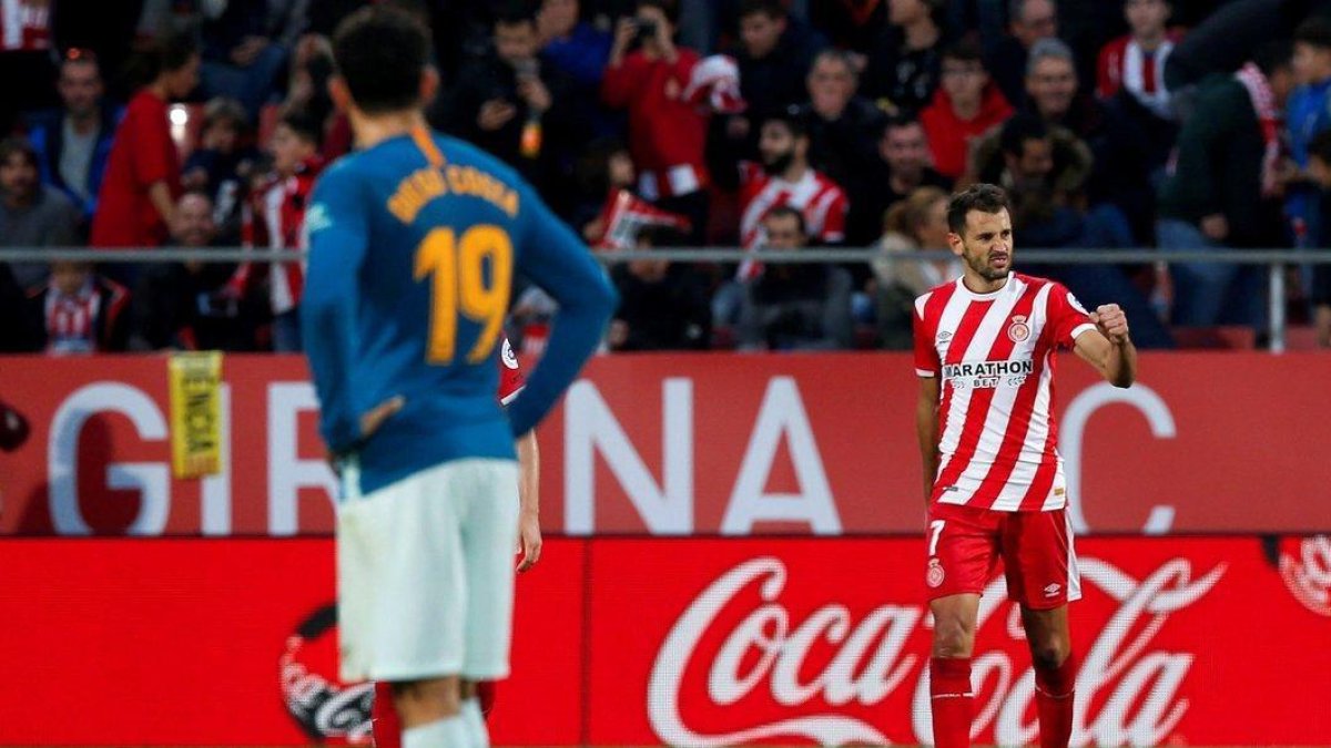 Un jugador del Girona celebra el resultado-EFE