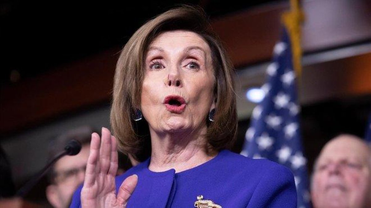 La presidenta de la Cámara de Representantes, Nancy Pelosi, durante el anuncio del acuerdo comercial entre EEUU, Canadá y México.-EFE / MICHAEL REYNOLDS