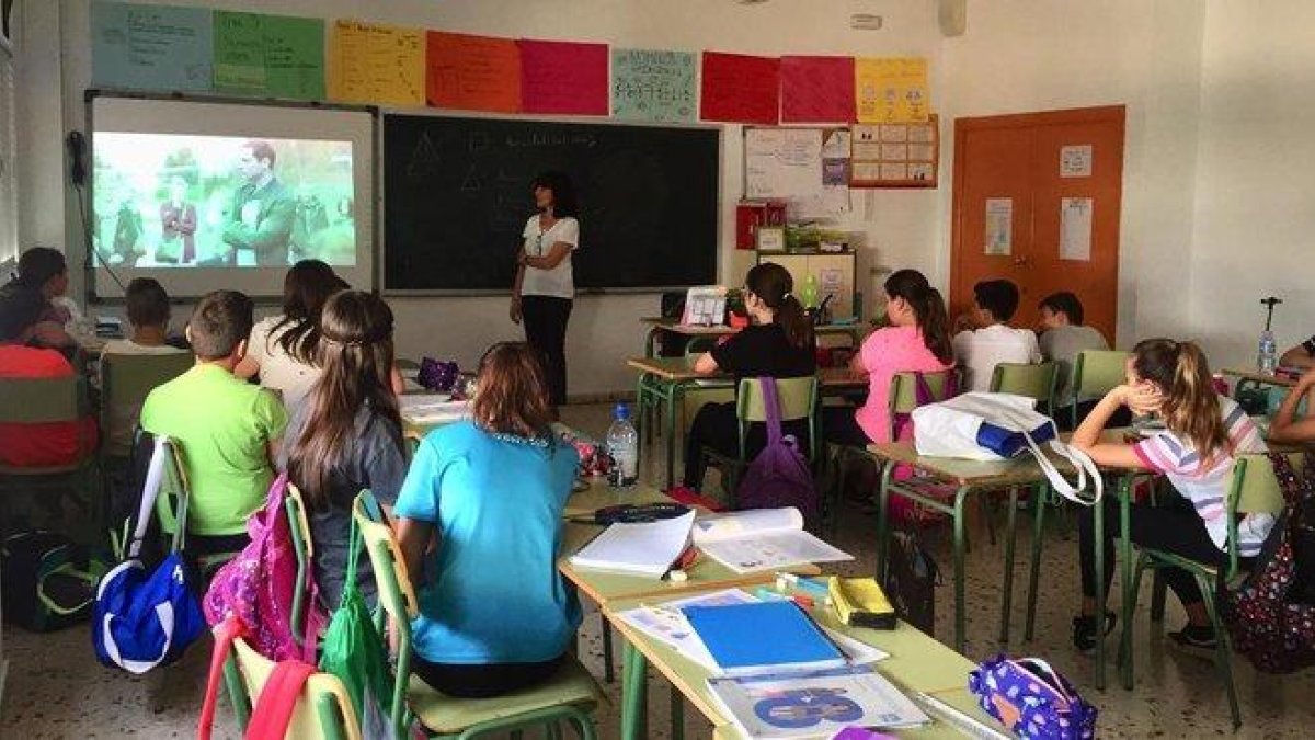 Charla de diversidad afectivo-sexual y de género en una escuela de Murcia que originó la reclamación de Vox.-LA OPINIÓN DE MURCIA