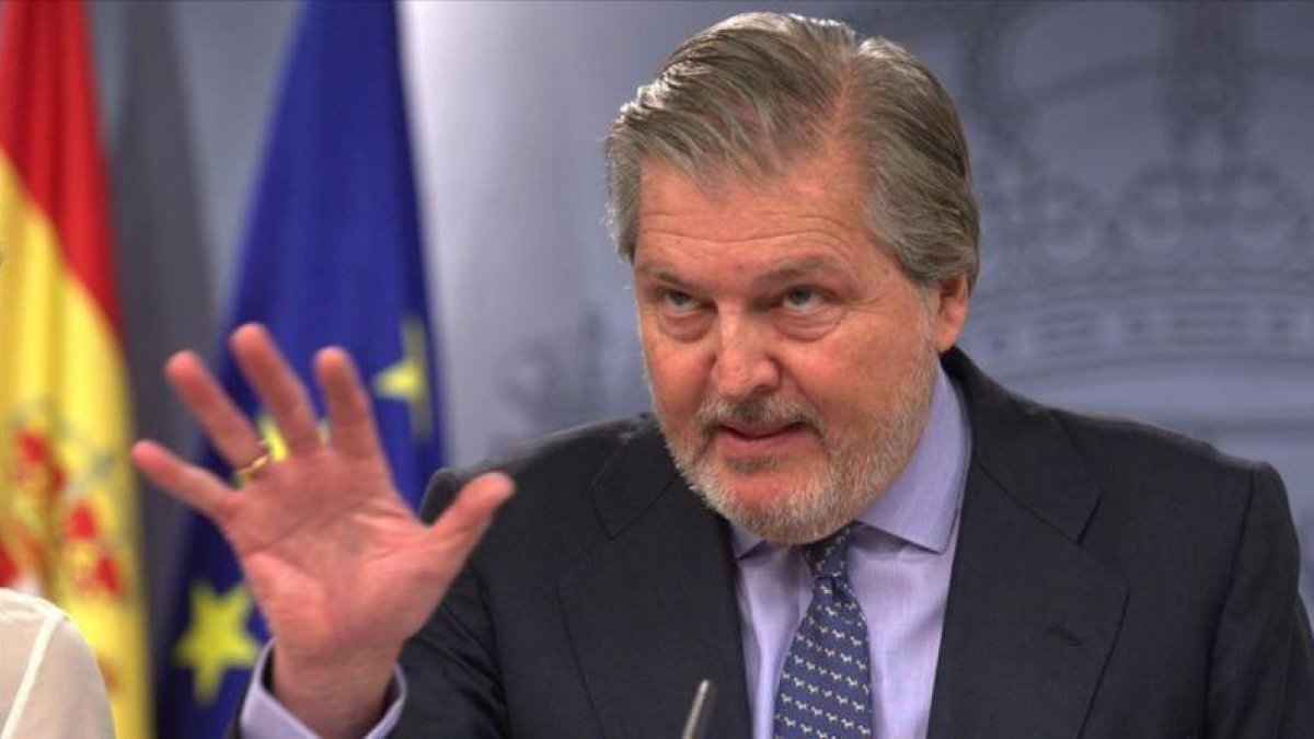 El ministro de Educación y portavoz del Gobierno, Íñigo Méndez de Vigo, el pasado 11 de noviembre.-DAVID CASTRO