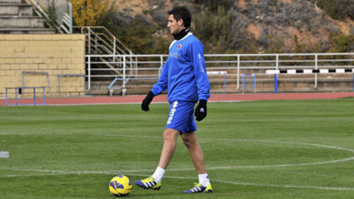 Rigo en el entrenamiento de ayer. / V. Guisande-