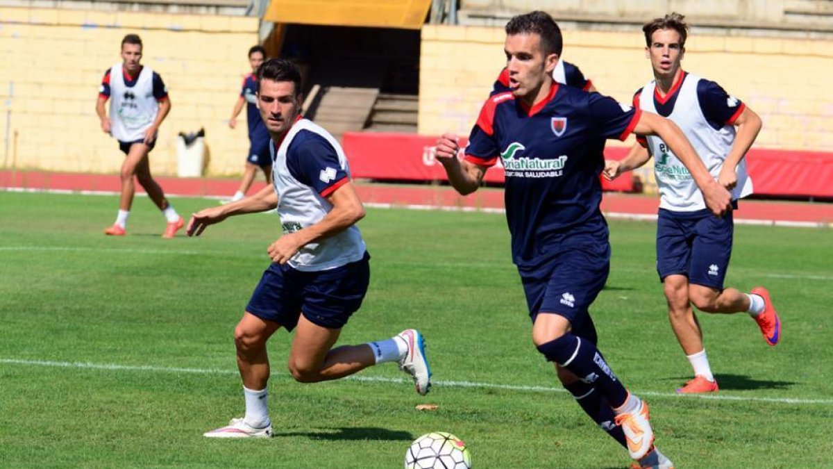Julio Álvarez durante un entrenamiento.-ÁLVARO MARTÍNEZ