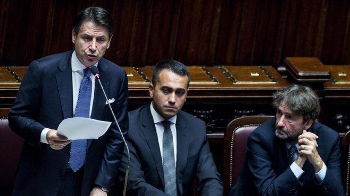 El primer ministro italiano, Giuseppe Conte, durante su intervención ante el Parlamento en Roma.-EFE / ANGELO CARCONI