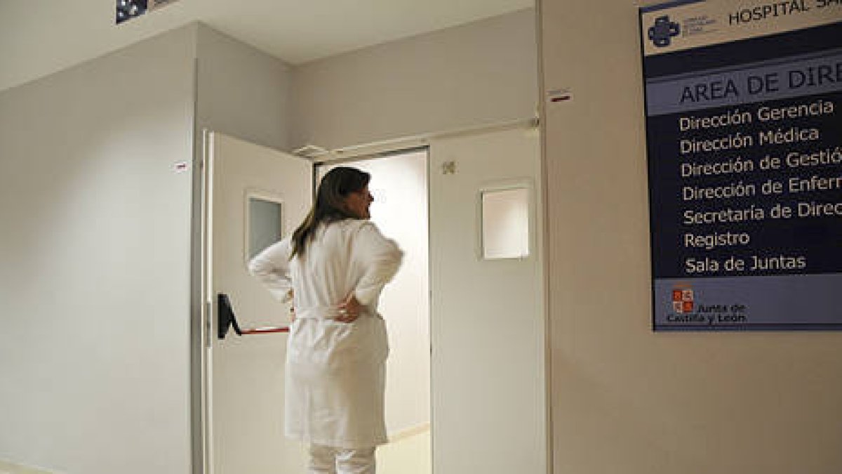 La parte nueva del hospital de Santa Bárbara. / VALENTÍN GUISANDE-