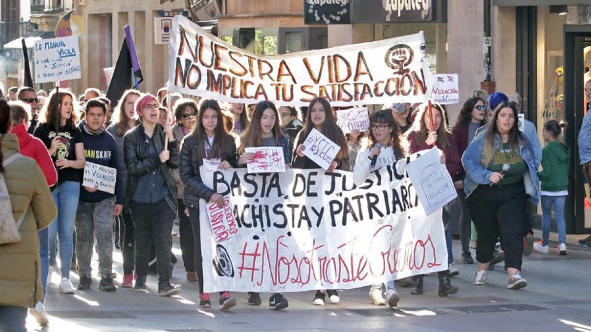 Manifestación pidiendo justicia en el caso de la Manada-Mario Tejedor