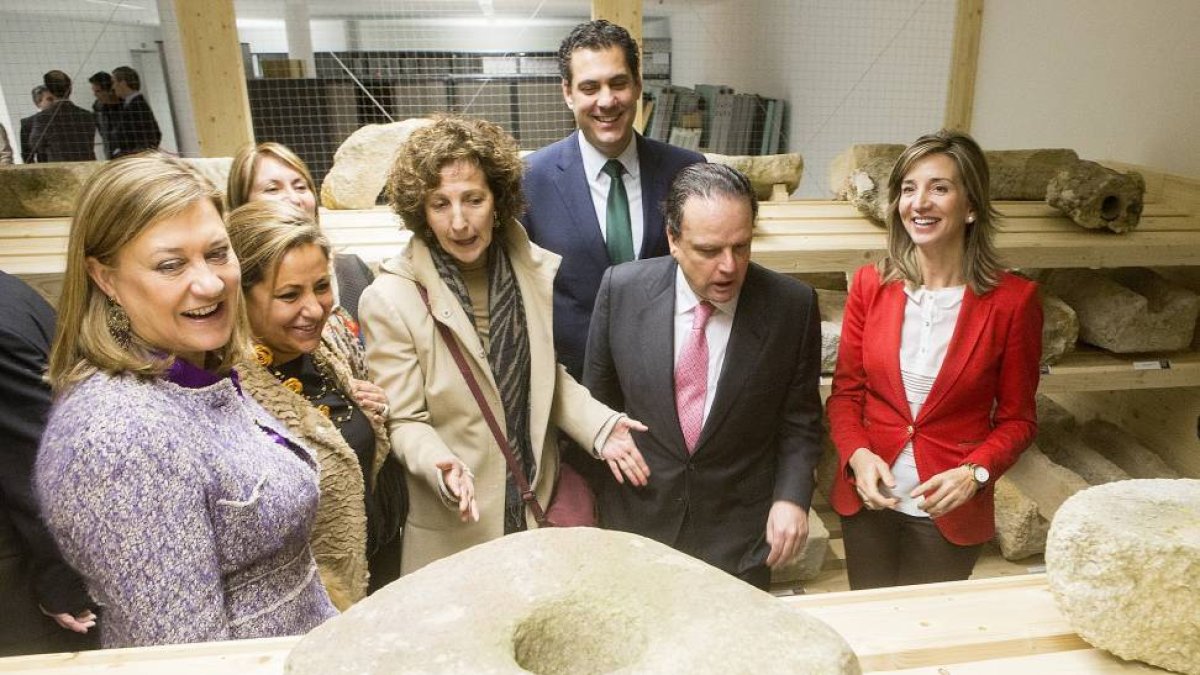 as consejeras de Hacienda, Pilar del Olmo, y de Cultura y Turismo, Alicia García, la alcaldesa de Zamora, Rosa Valdeón, y el presidente del Consejo Consultivo, Mario Amilivia-Ical