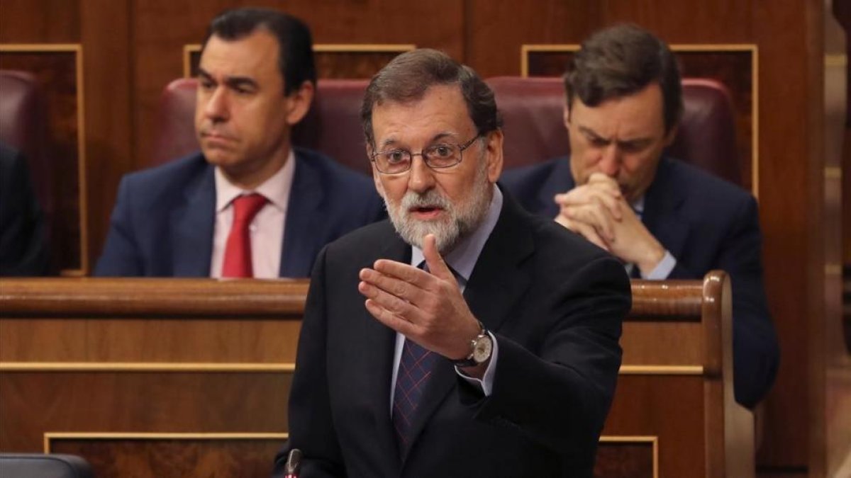Mariano Rajoy, durante su intervención en la sesión de control al Ejecutivo, el miércoles pasado.-/ EFE / BALLESTEROS (EFE)