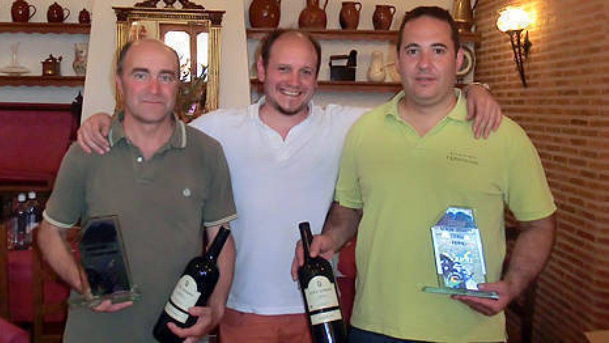 Los vencedores en la entrega de premios. -