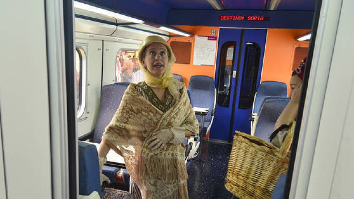 Representación llevada a cabo en el tren machadiano. / V. G.-
