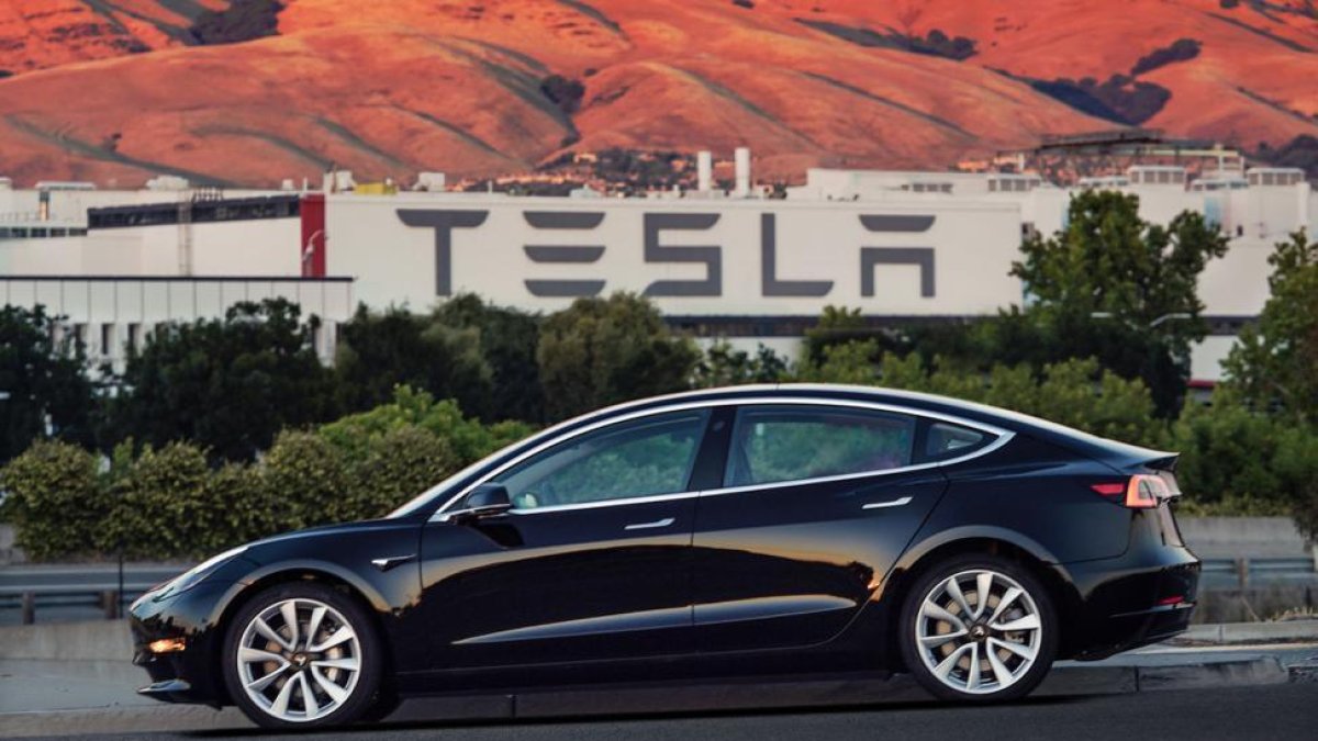 El Tesla Model 3-AP