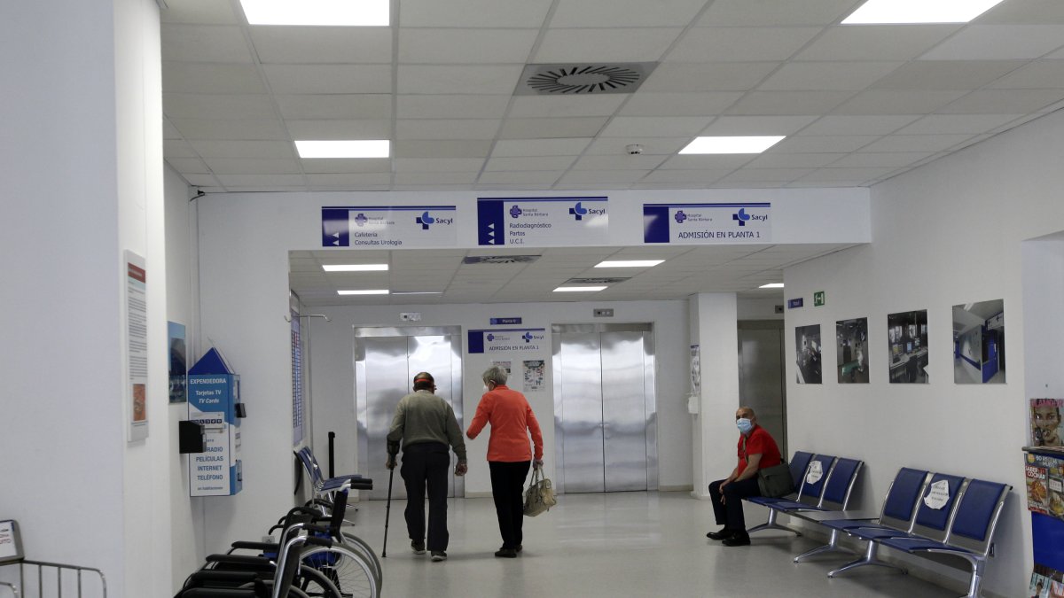 HOSPITAL LAT